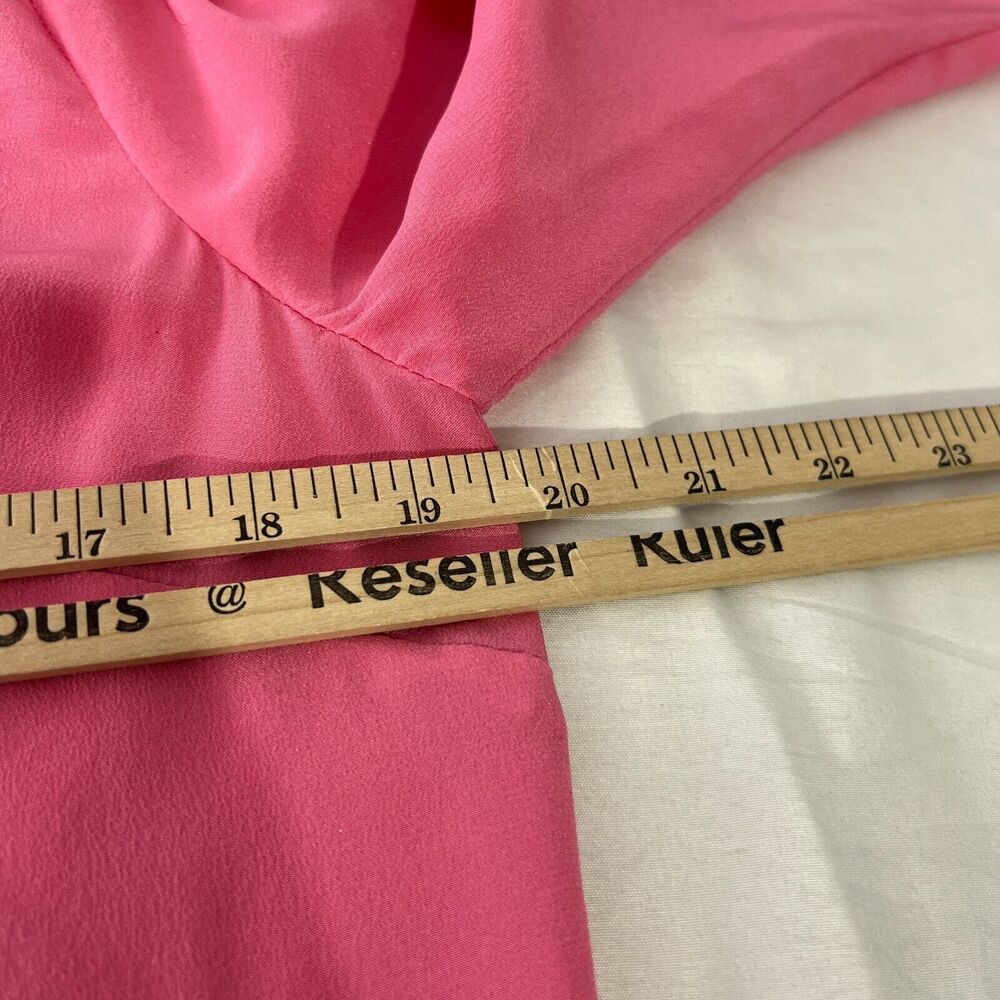 Trina Turk Women's Pink V-Neck Long Sleeve Blouse Size M - Picture 10 of 11